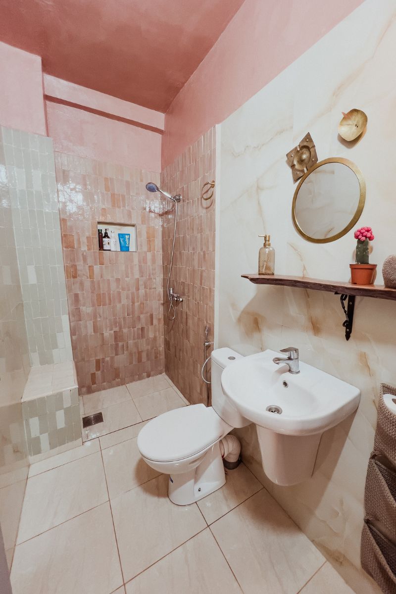 Shared Space - bathroom in Dakhla House Accommodation